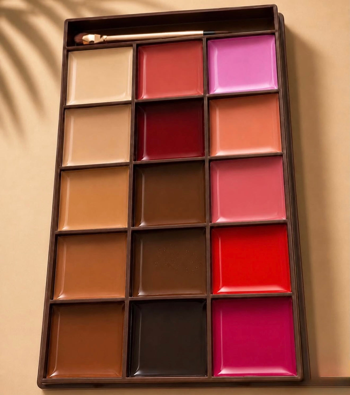 Vee Beauty Creamy 15-Color Multi-Use Palette (Foundation, Concealer, Cream Blush, Contour & Lipstick)