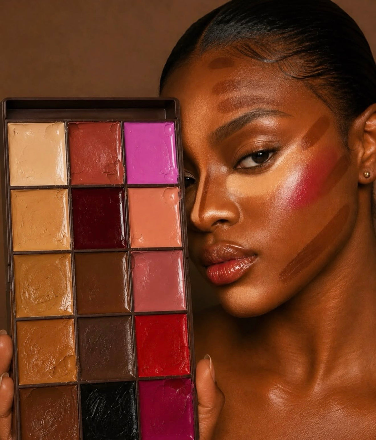 Vee Beauty Creamy 15-Color Multi-Use Palette (Foundation, Concealer, Cream Blush, Contour & Lipstick)