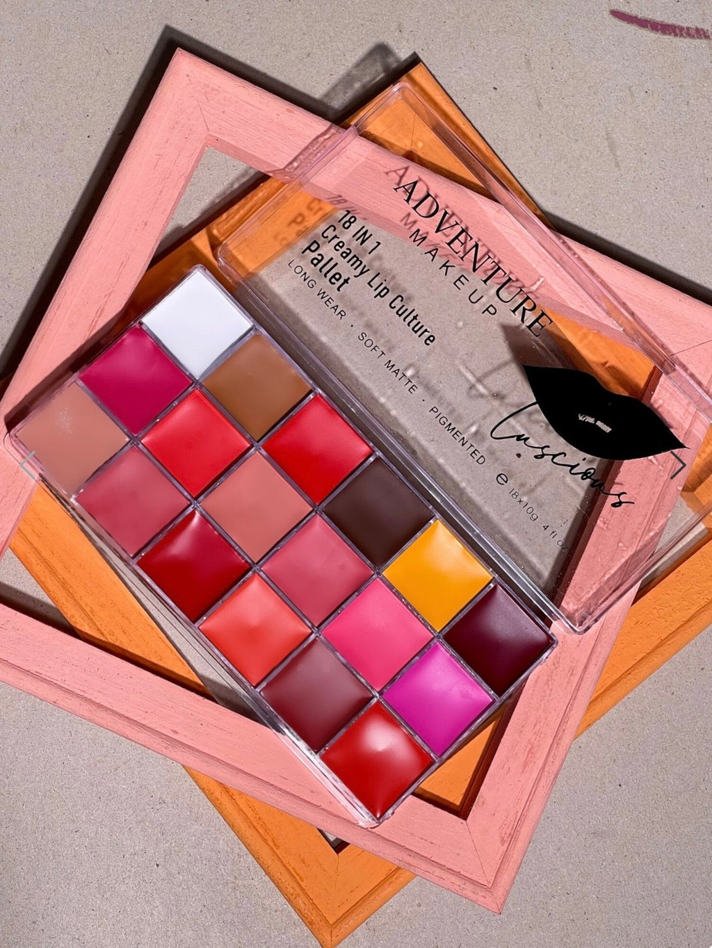 Adventure Makeup 18-Color Lipstick Palette