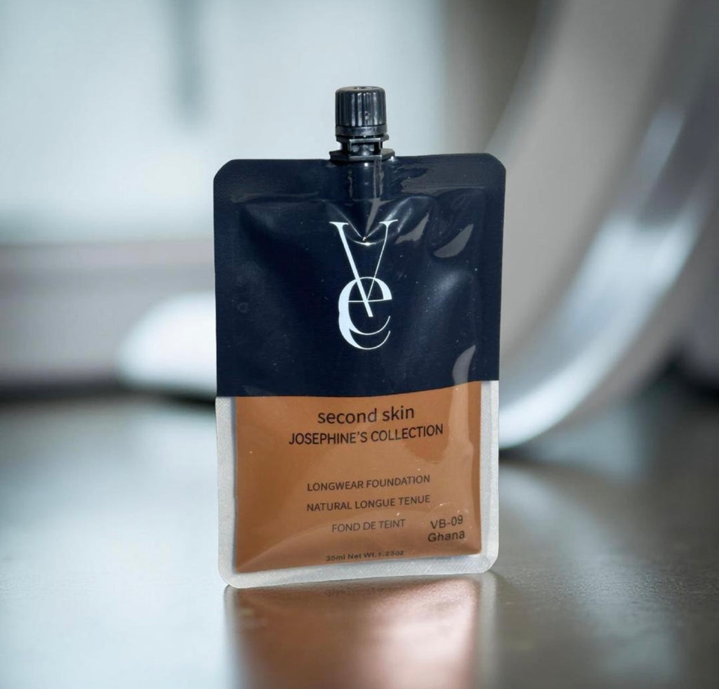 Vee Beauty SECOND SKIN Foundation (Pouch)